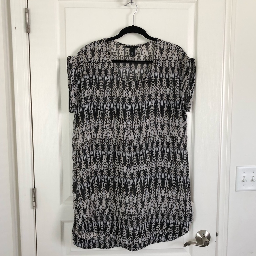 LIKE NEW! Boho sheer tunic top/ coverup